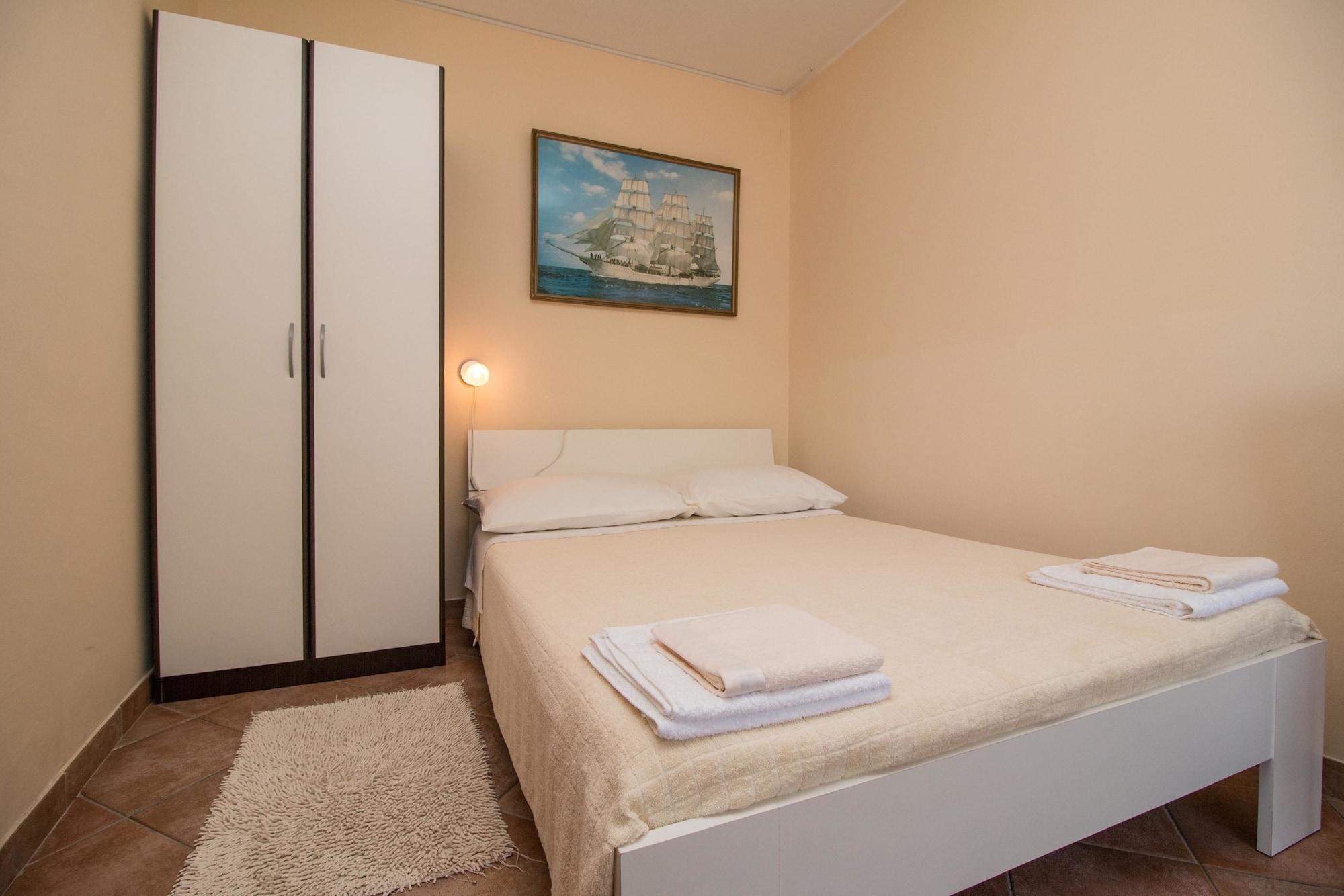Apartments Divna Rovigno Esterno foto