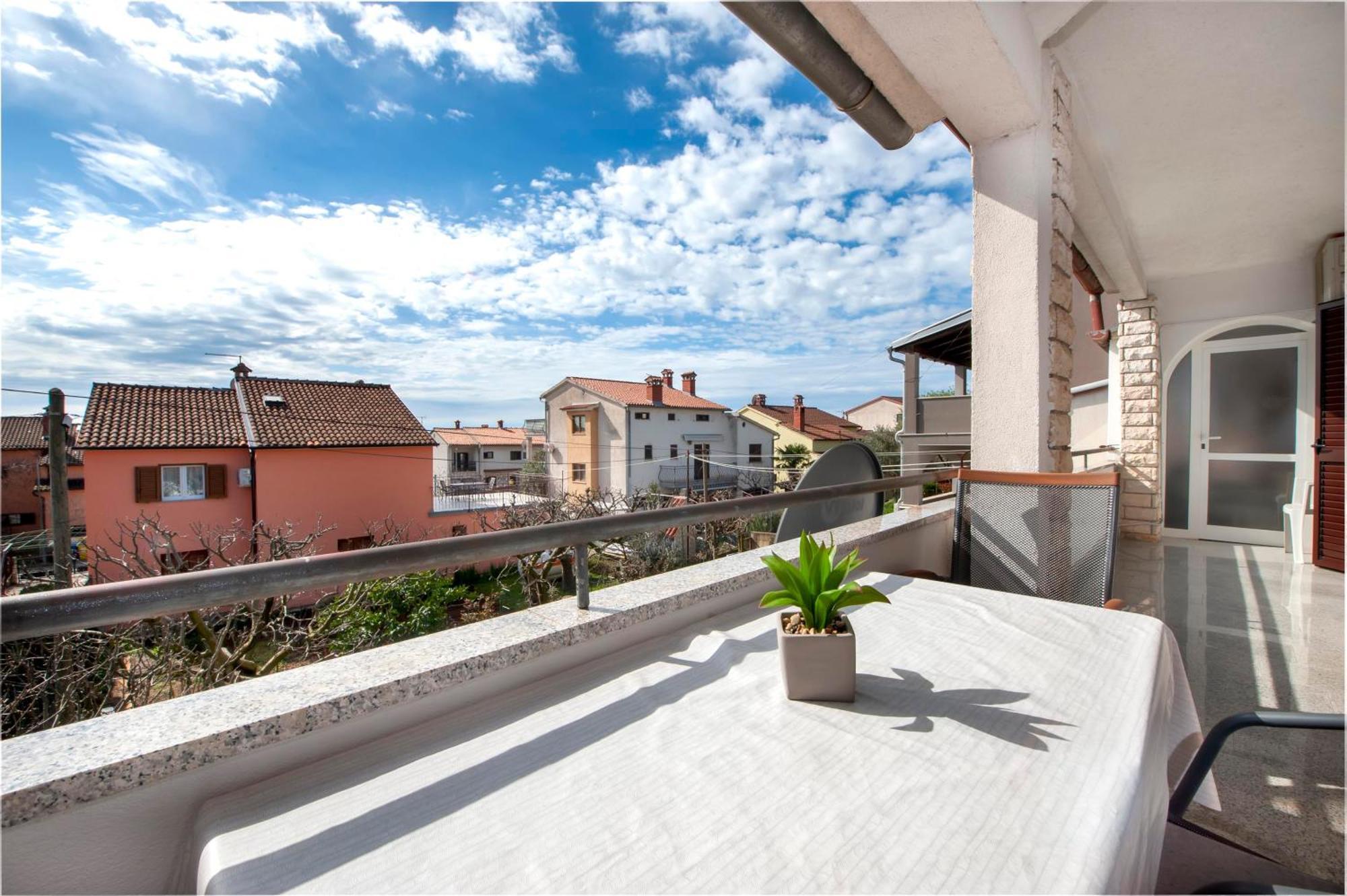 Apartments Divna Rovigno Esterno foto